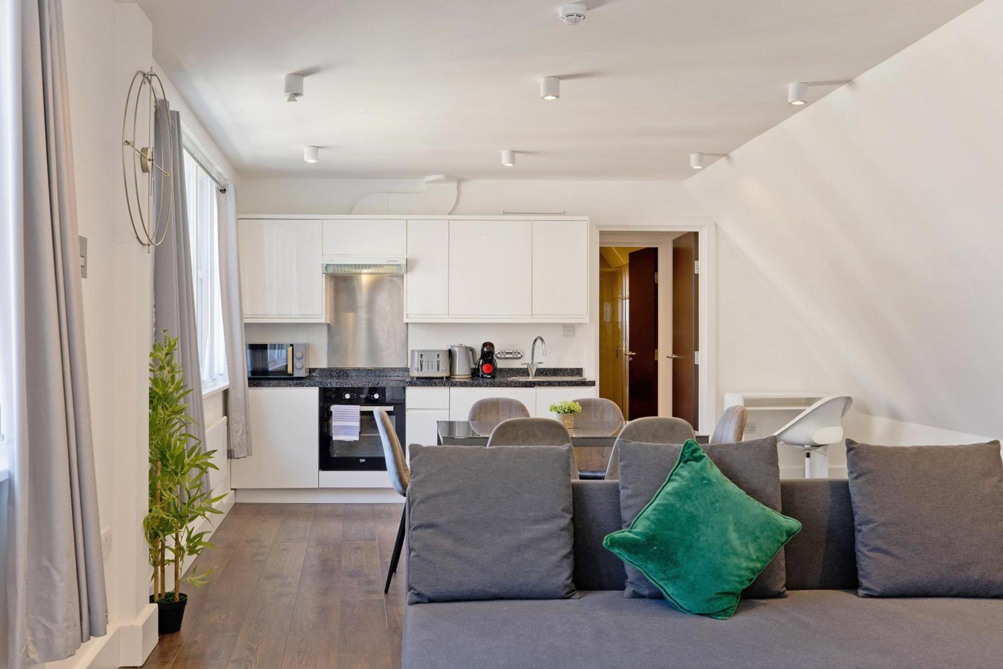 Imperial Middlesex Street Apartments London Exterior photo