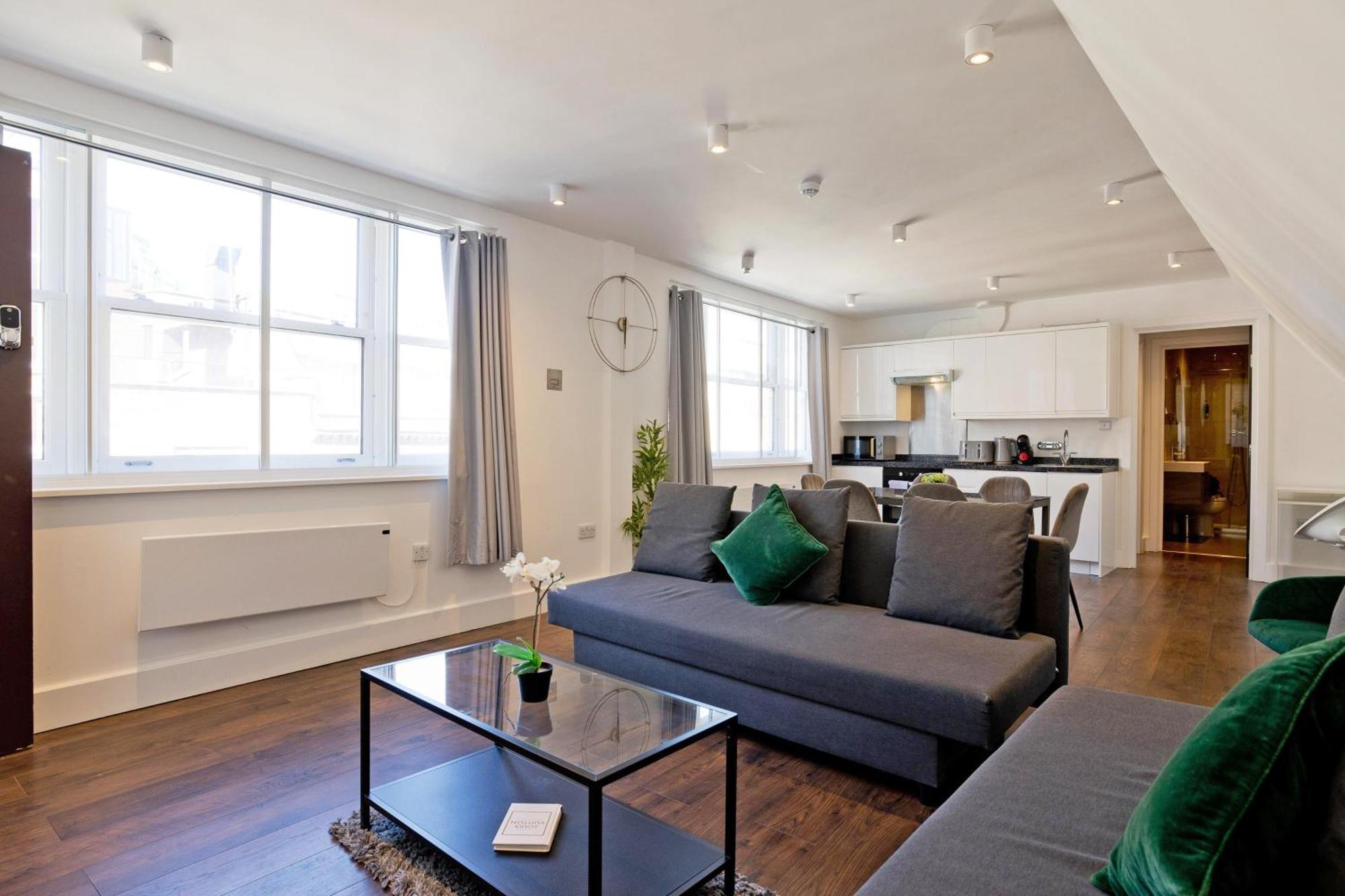 Imperial Middlesex Street Apartments London Exterior photo